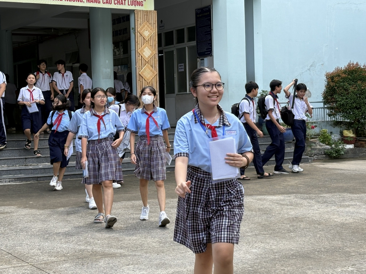Học sinh thi vào lớp 10 năm 2025 (ảnh: Vũ Hường)