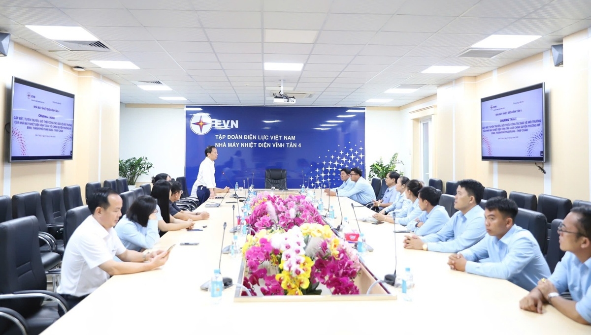 Một buổi tuyên truyền về công tác bảo vệ môi trường cho cán bộ công nhân viên, người lao động Nhà máy.