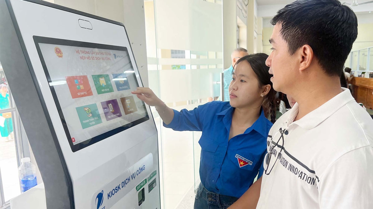 Những máy móc, thiết bị được đầu tư để đáp ứng cho việc thực hiện nền hành chính công hiện đại (Ảnh: Báo Đồng Nai).