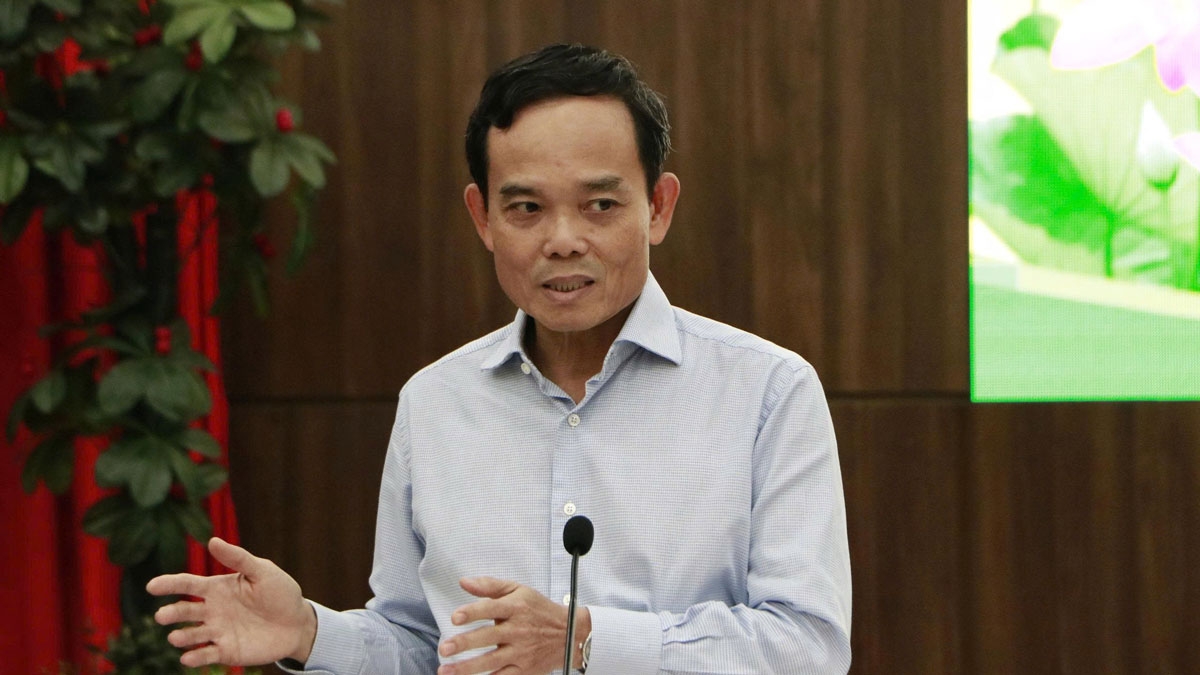 Ông Trần Lưu Quang đề nghị các sở, ngành tháo gỡ khó khăn cho phường Dĩ An