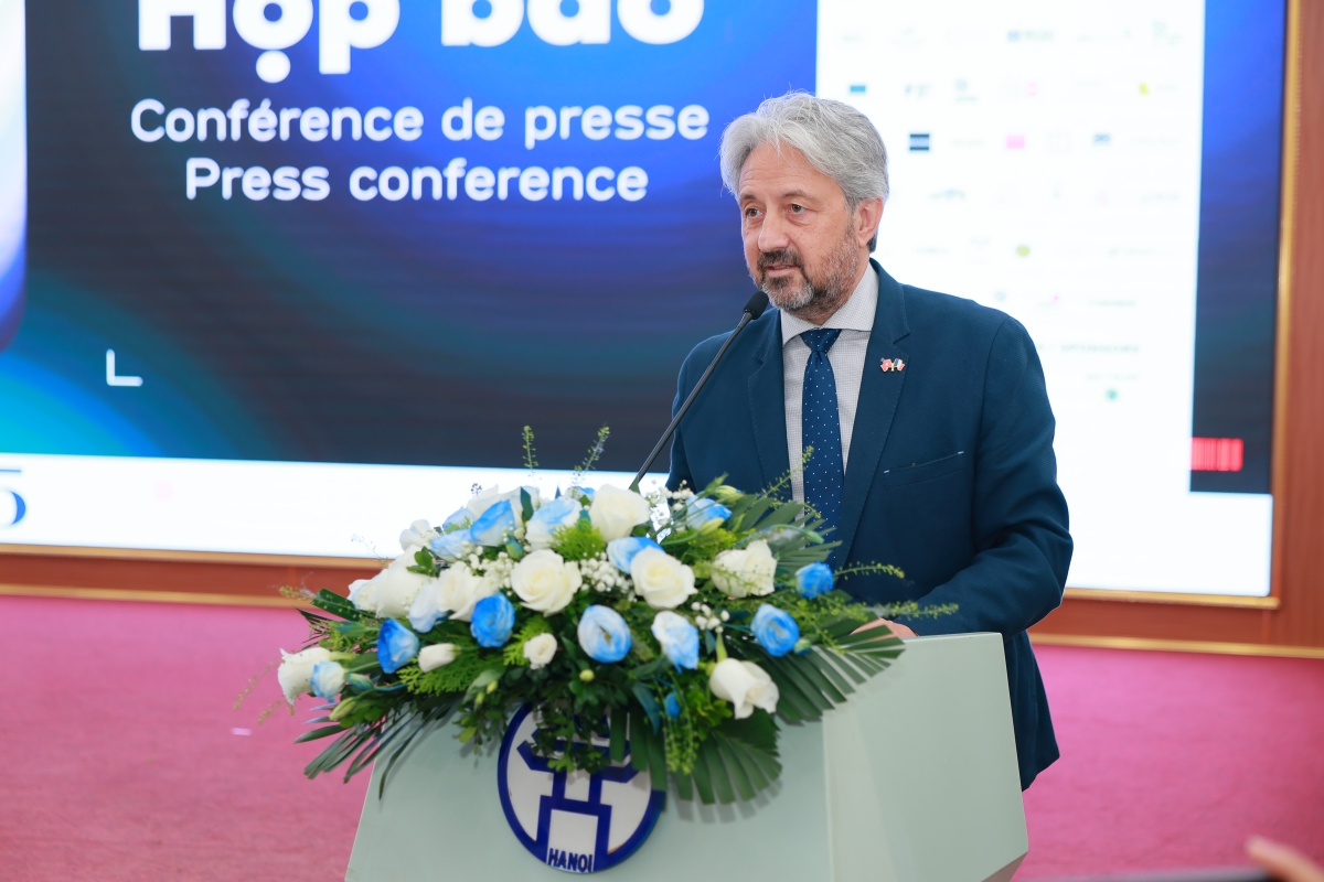 Ông Eric Soulier, Tham tán Hợp tác và Hoạt động Văn hóa của Đại sứ quán Pháp tại Việt Nam, Giám đốc Viện Pháp tại Việt Nam. (Ảnh: Viện Pháp tại Việt Nam)