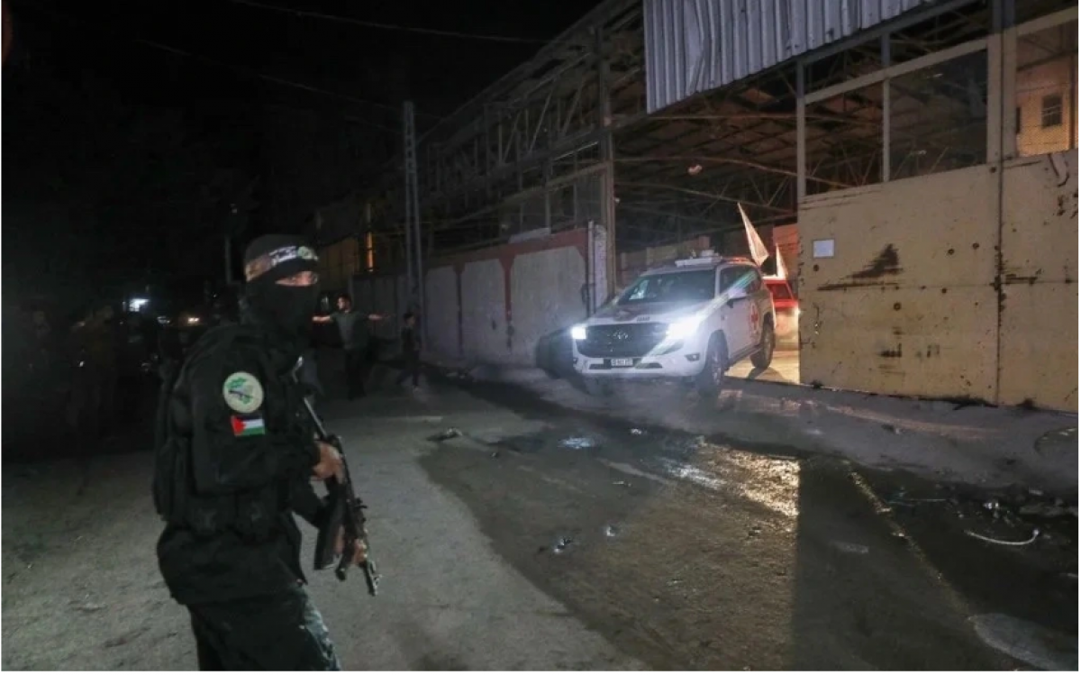 Binh sĩ hamas đứng gác tại thành phố Gaza, ngày 14/10