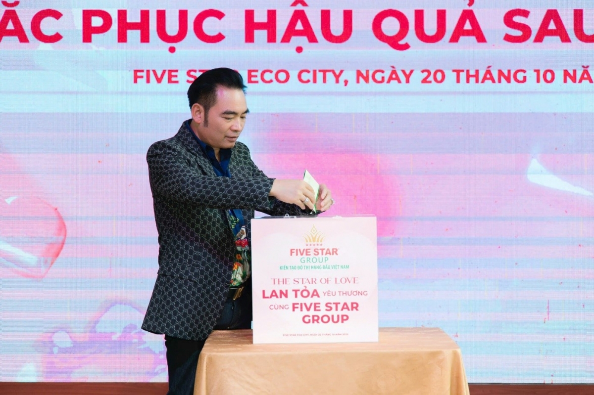 Chủ tịch HĐQT Five Star Group- Doanh nhân Việt Nam tiêu biểu Trần Văn Mười đóng góp 500 triệu đồng