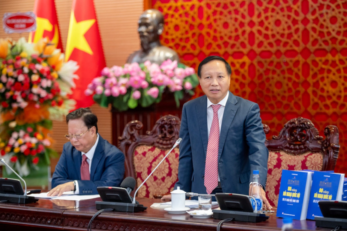 Tiến sĩ Ngô Đức Mạnh, nguyên Phó Chủ nhiệm Ủy ban Đối ngoại của Quốc hội, nguyên Đại sứ Việt Nam tại Liên bang Nga. (Ảnh: Phạm Thắng)