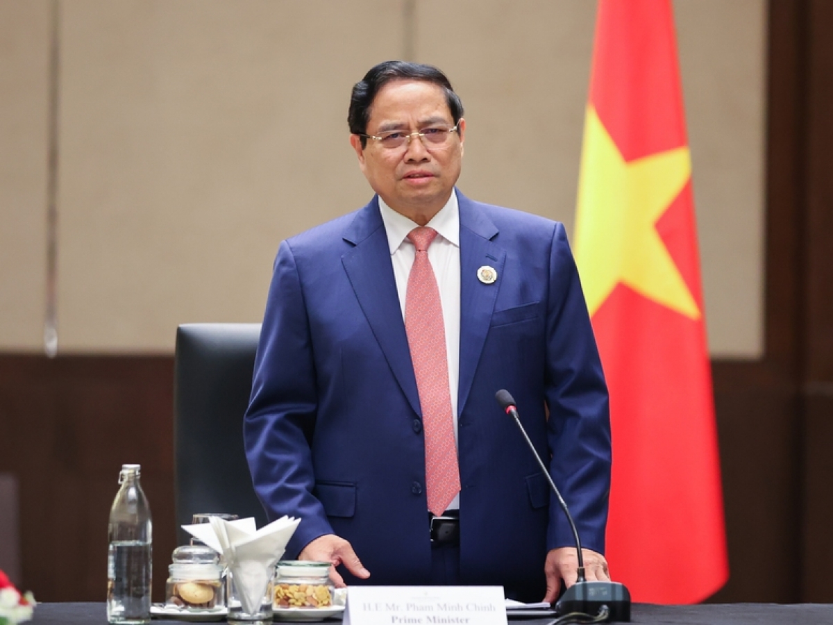 Thủ tướng Phạm Minh Chính chỉ đạo các Cơ quan đại diện tiếp tục bám sát và triển khai hiệu quả công tác bảo hộ ngư dân, tàu cá Việt Nam, tăng cường hợp tác phòng chống IUU, đẩy mạnh tuyên truyền về quan điểm, nỗ lực và kết quả của Việt Nam trong chống khai thác bất hợp pháp.