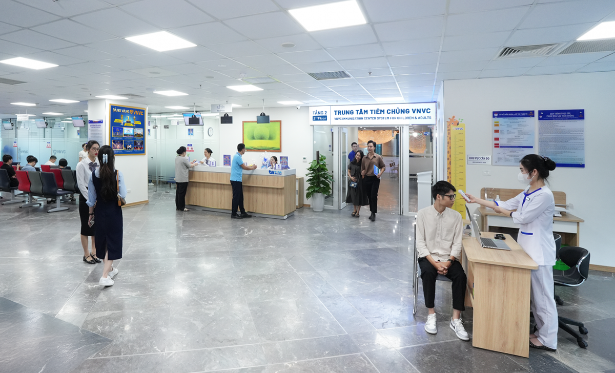Trung tâm Tiêm chủng cung cấp đủ chủng loại vắc xin phục vụ người dân