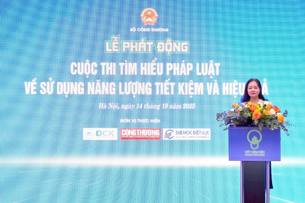 Bà Nguyễn Thị Lâm Giang, Cục trưởng Cục Đổi mới sáng tạo, Chuyển đổi xanh và Khuyến công, Bộ Công Thương phát biểu tại buổi Lễ