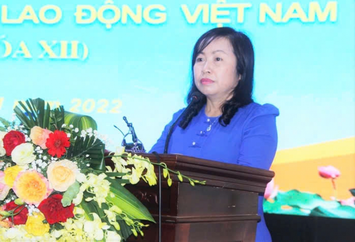 Bà Thái Thu Xương, Phó Chủ tịch Thường trực Tổng Liên đoàn Lao động Việt Nam, Đại biểu Quốc hội Việt Nam khóa XV, nhiệm kì 2021-2026.