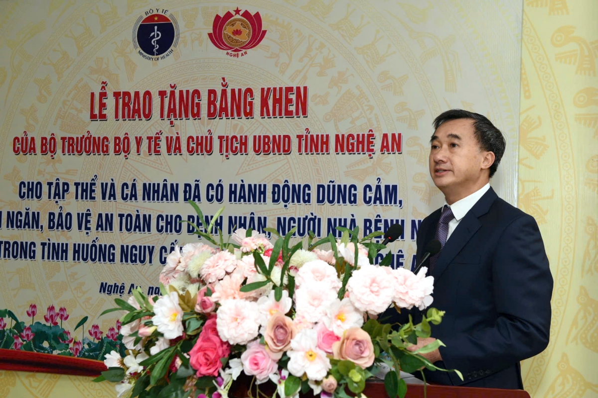 Thứ trưởng Trần Văn Thuấn cho biết, ngành y tế sẽ tăng cường nhiều giải pháp để bảo vệ nhân viên y tế trước vấn nạn bạo hành