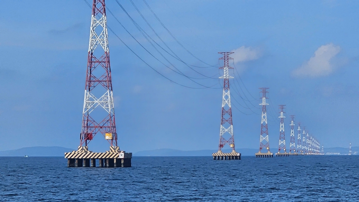 Điên lực An Giang đang khẩn trương khắc phục sự cố trên tuyến cáp ngầm 110kV Hà Tiên - Phú Quốc