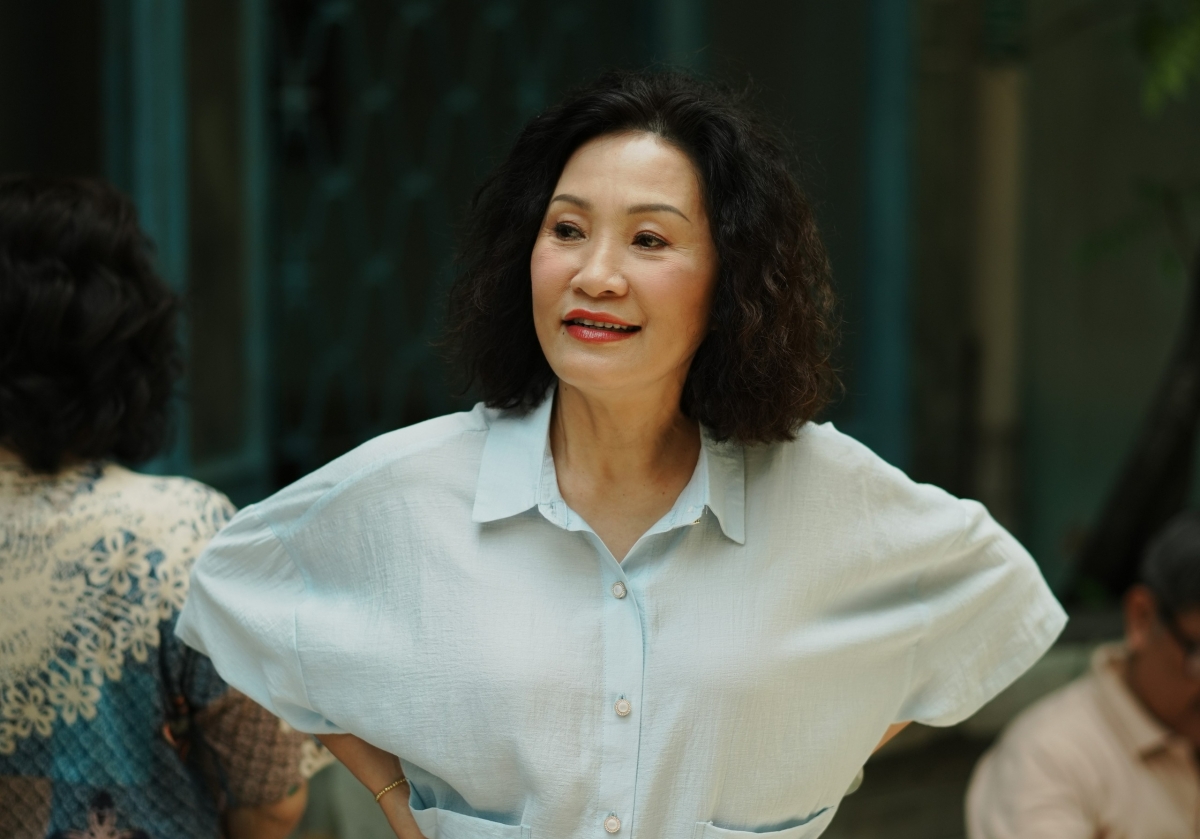 Hồng Đào không đặt nặng chuyện doanh thu trăm tỉ khi đóng phim