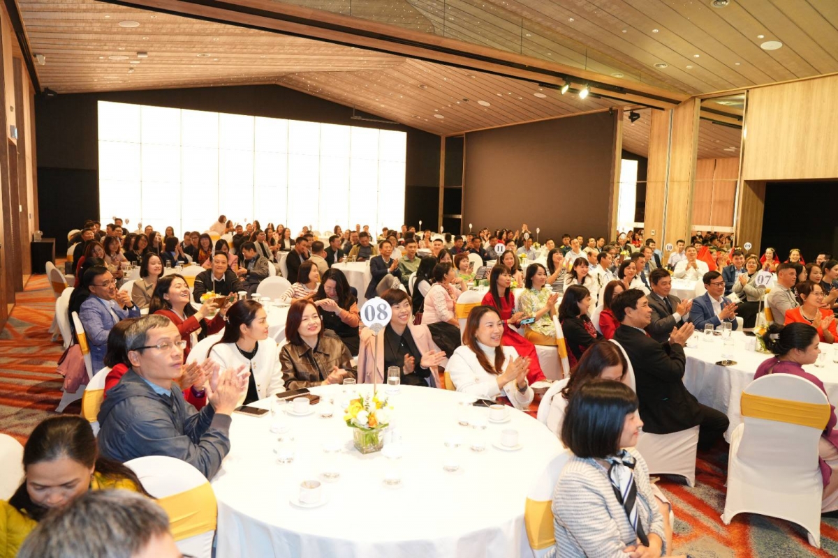 Đông đảo đại biểu tham dự Ngày hội ITEC 2025