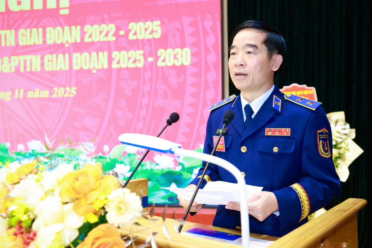 Trung tướng Bùi Quốc Oai phát biểu chỉ đạo tại Hội nghị