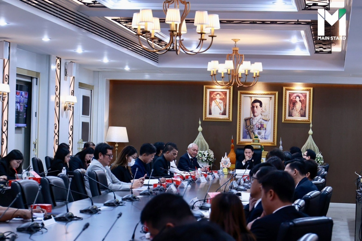 Ban Tổ chức SEA Games 33 họp khẩn tại Tòa nhà Chính phủ ở thủ đô Bangkok hôm 27/11/2025. Ảnh: Main Stand