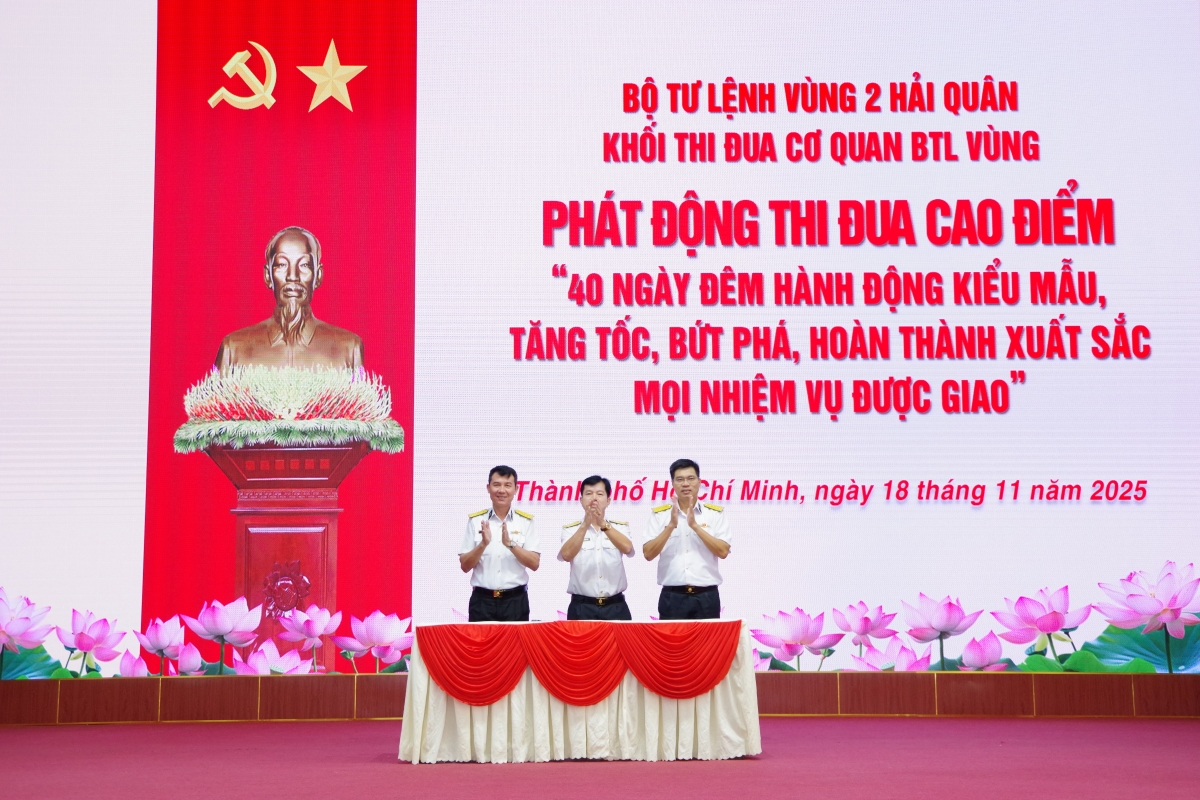 Thủ trưởng 3 cơ quan ký kết thi đua