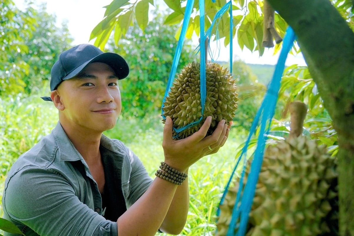 Anh Nguyễn Thế Tùng - chủ trang trại Queen Farm.