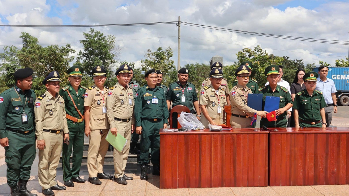 Các đơn vị thực hiện thủ tục bàn giao