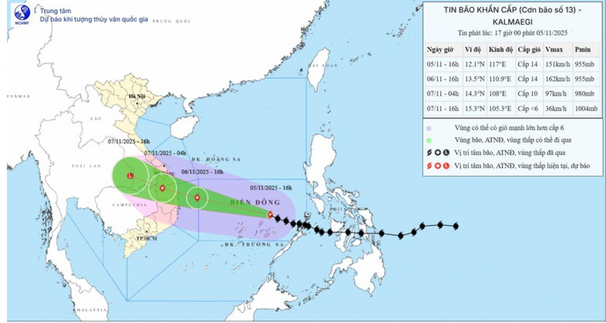 Bão số 13 đang di chuyển nhanh về phía vùng biển và đất liền khu vực Trung và Nam Trung Bộ nước ta