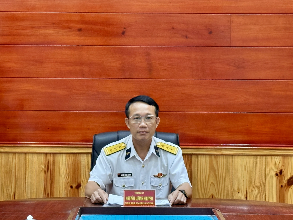 Thượng tá Nguyễn Lương Khuyên, Chính ủy Lữ đoàn 127, Vùng 5 Hải quân