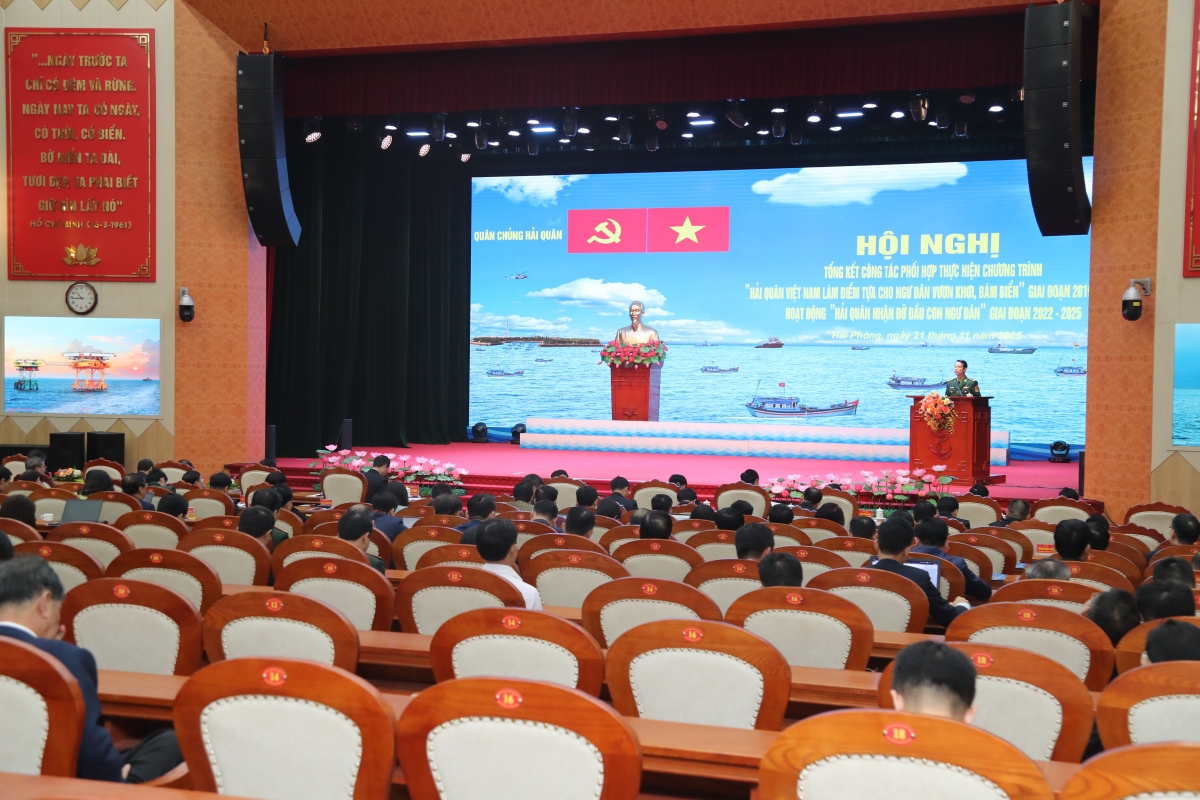 Hội nghị tổng kết Chương trình “Hải quân Việt Nam làm điểm tựa cho ngư dân vươn khơi, bám biển” giai đoạn 2019 – 2025 và Hoạt động “Hải quân nhận đỡ đầu con ngư dân” giai đoạn 2022 – 2025.