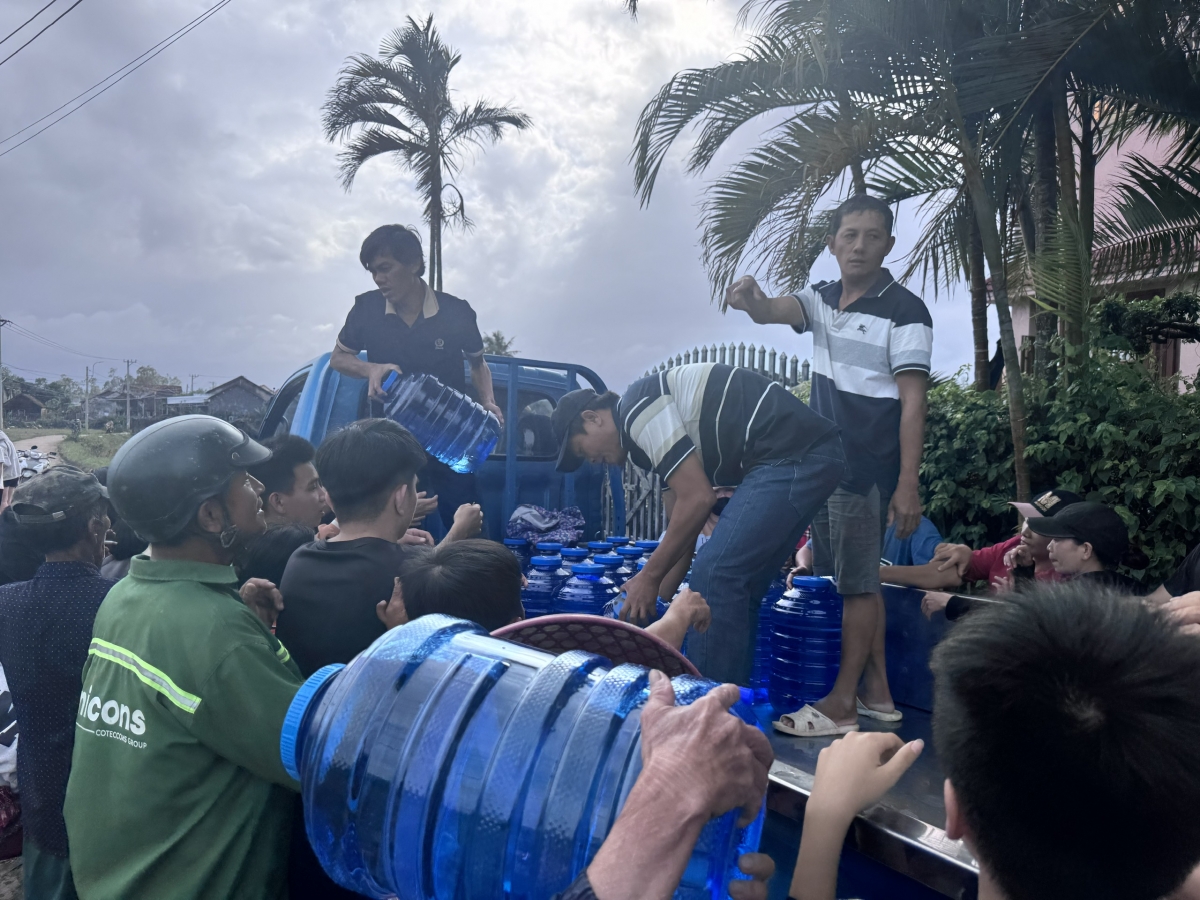 Các đoàn thiện nguyện đến thôn Cảnh Phước, xã Đông Hoà thiện nguyện đều được ông Toàn hỗ trợ trao đúng đối tượng.