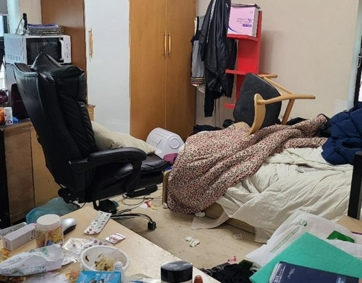Căn phòng của một người đàn ông chết cô độc ở độ tuổi 50 tại thủ đô Seoul (ảnh Yonhap News)