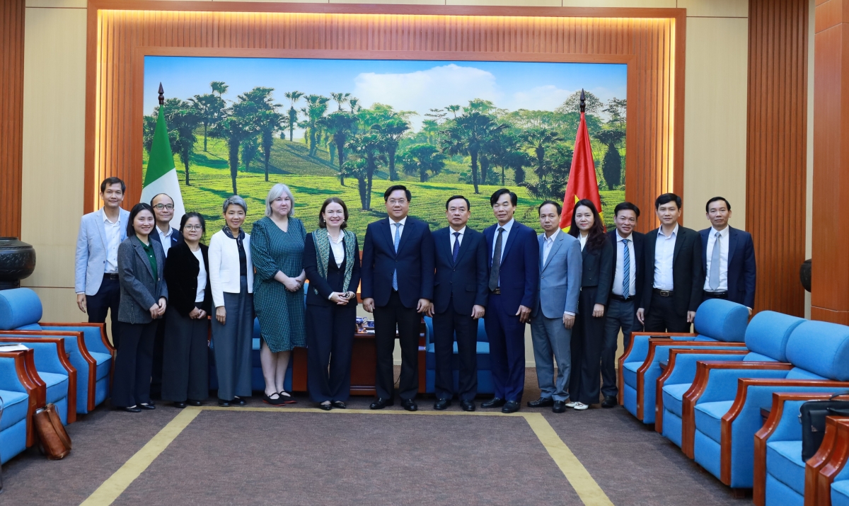 Chủ tịch UBND tỉnh Phú Thọ tiếp các nhà tài trợ
