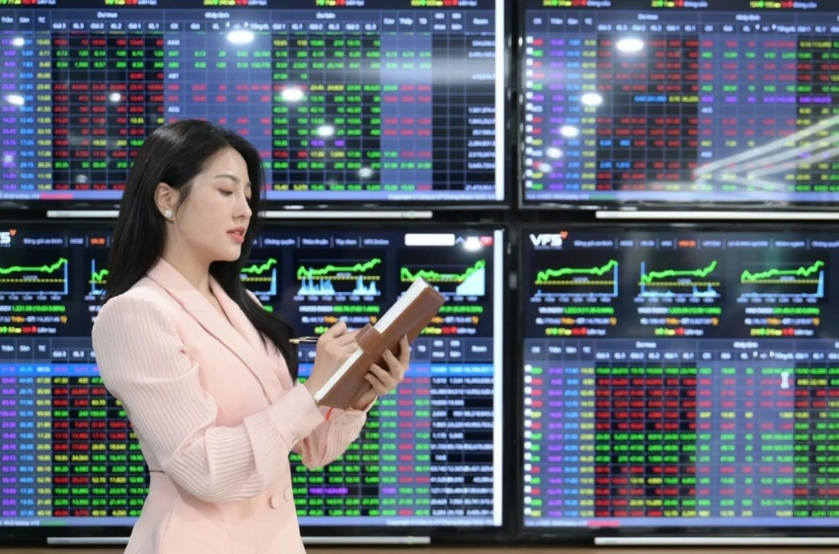 Chỉ số VN-Index vẫn giữ được sắc xanh trong phiên giao dịch cuối tuần.