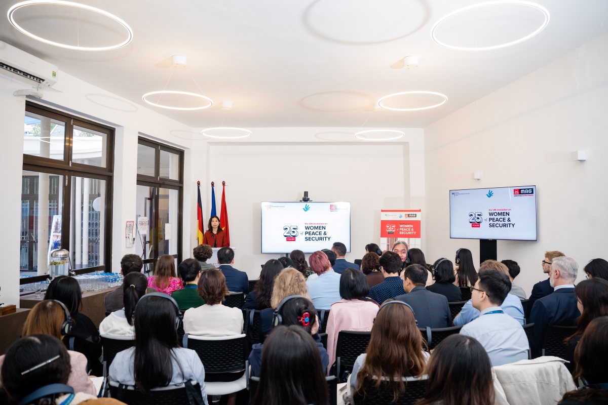 Bà Pauline Tamesis, Điều phối viên thường trú Liên Hợp Quốc tại Việt Nam, khẳng định, LHQ sẵn sàng sát cánh cùng Việt Nam trên hành trình thực hiện chương trình nghị sự về phụ nữ, hoà bình và an ninh