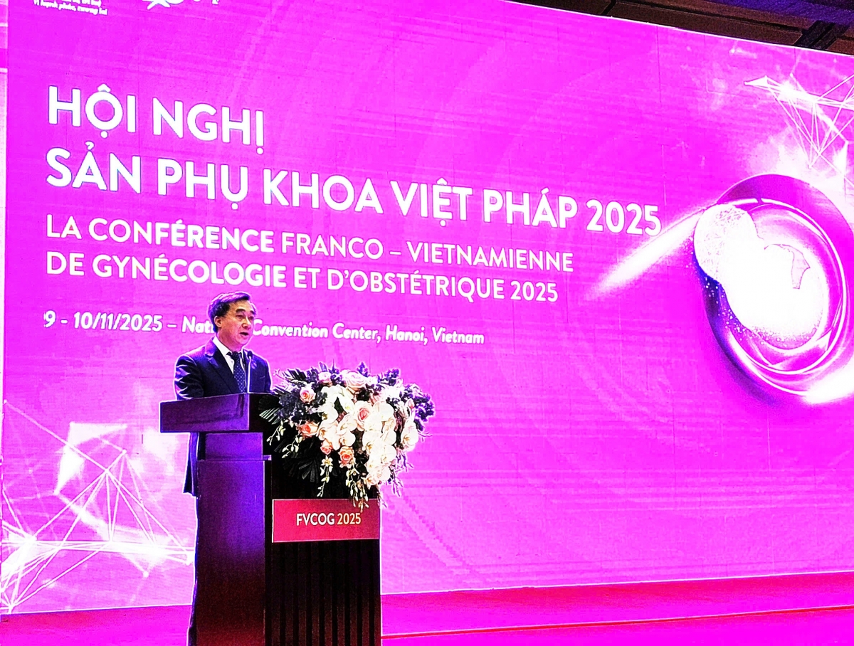 Thứ trưởng Bộ Y tế Trần Văn Thuấn khẳng định, Hội nghị không chỉ là diễn đàn học thuật có uy tín hàng đầu trong lĩnh vực sản phụ khoa, mà còn là biểu tượng sinh động cho sự giao thoa giữa hai nền y học,