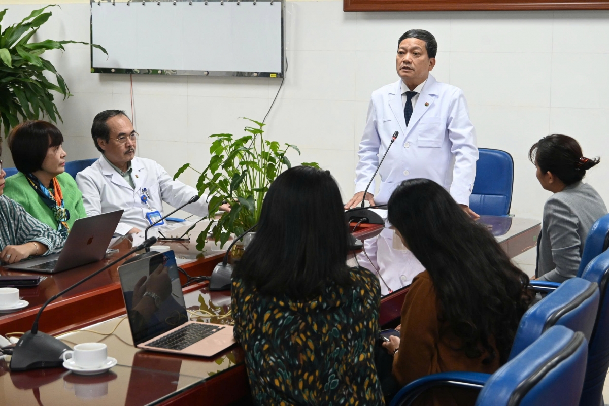 Lãnh đạo BV thông tin về 2 ca ghép phổi trong 24h tại BV Phổi Trung ương