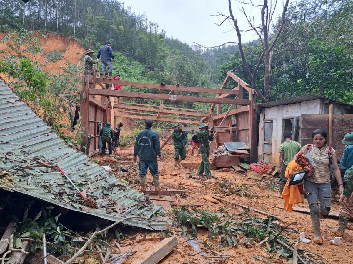 Thành phố Đà Nẵng hỗ trợ 40 triệu đồng đối với gia đình nhà bị đổ sập,