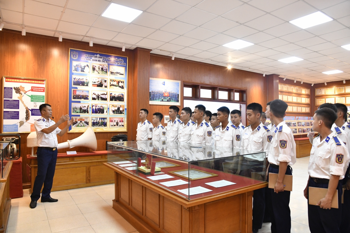 Giáo dục truyền thống BTL Vùng CSB 1 cho ĐVTN