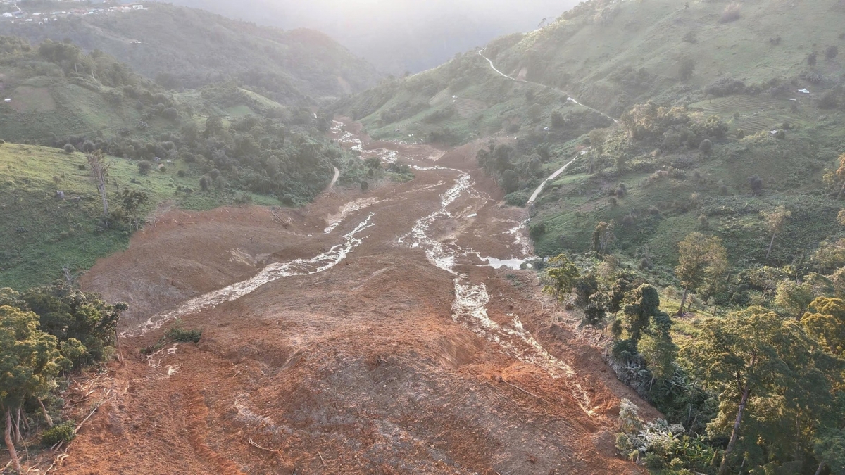 Hiện trường vụ sạt lở