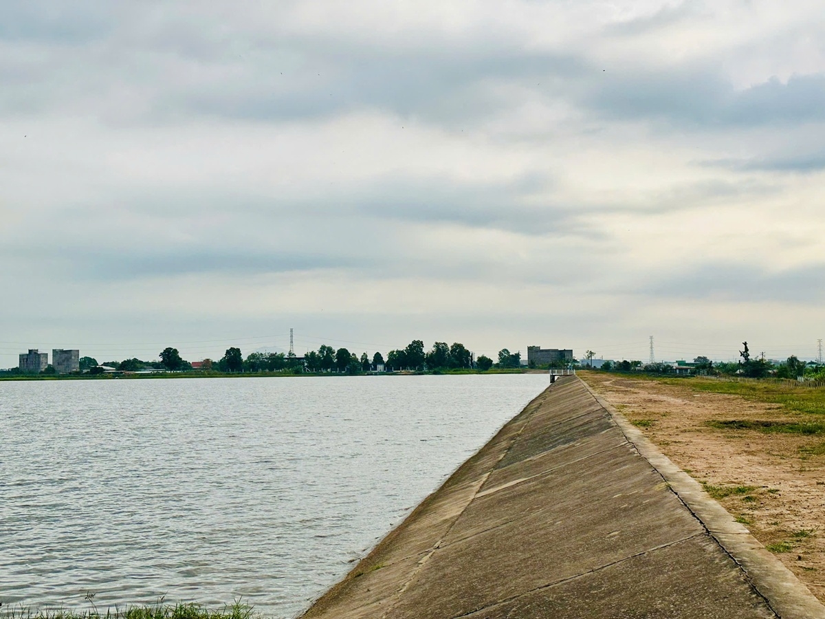 Hồ Cà Giang Hàm Hiệp (phường Bình Thuận). Ảnh: B.H