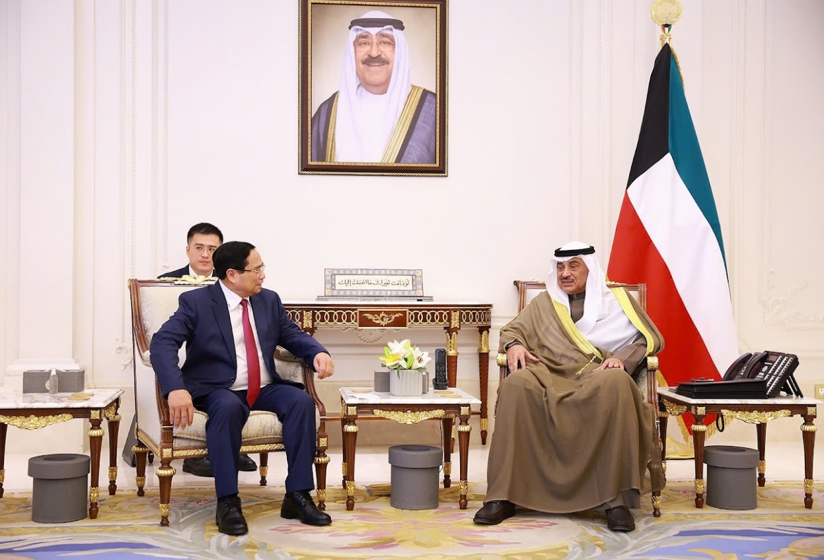Thủ tướng Phạm Minh Chính và Hoàng Thái tử Sheikh Sabah Khaled Al-Hamad Al-Sabah