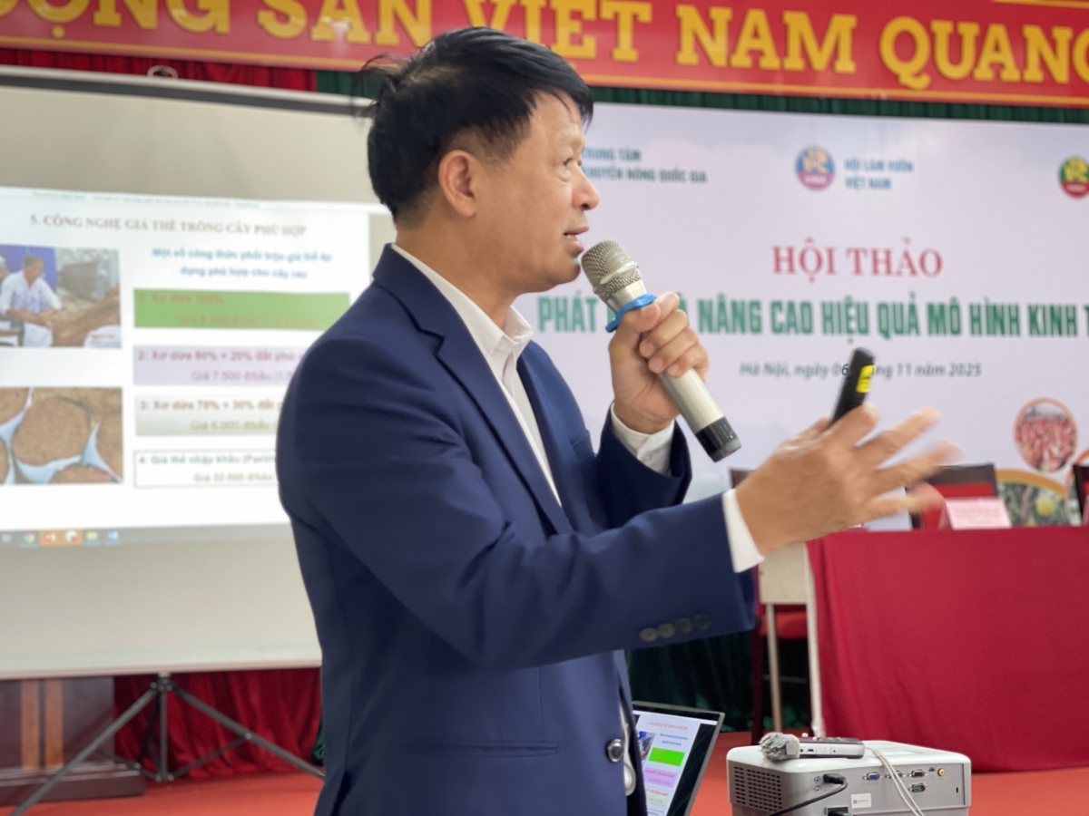 TS. Đoàn Xuân Cảnh tham luận tại Hội thảo