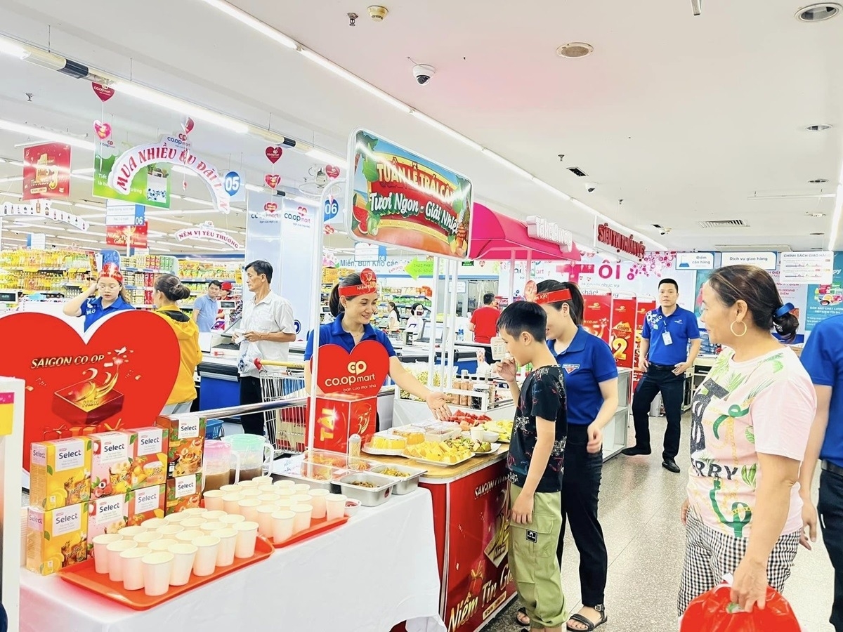 Khách hàng thêm nhiều trải nghiệm thú vị vào cuối tuần tại Co.op mart