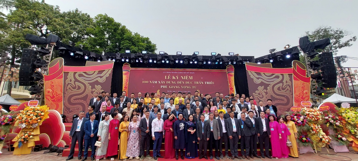le_ky_niem_100_nam_xay_dung_den_duc_tran_trieu_phu_giang_vong_tu_dien_ra_trong_khong_khi_linh_thieng_sau_sac.jpg