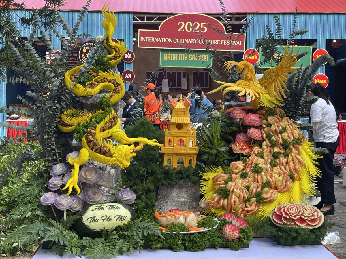 Món ẩm thực truyền thống Bánh mỳ Sài Gòn được giới thiệu, quảng bá tại Liên hoan Văn hóa Ẩm thực Quốc tế 2025