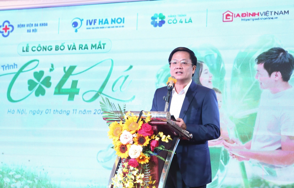 Nhà báo Hồ Minh Chiến - Tổng Biên tập Tạp chí Gia đình Việt Nam phát biểu tại buổi lễ