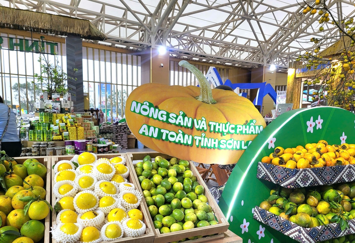 Nông sản địa phương vươn tầm tại Hội chợ Mùa thu lần thứ nhất năm 2025