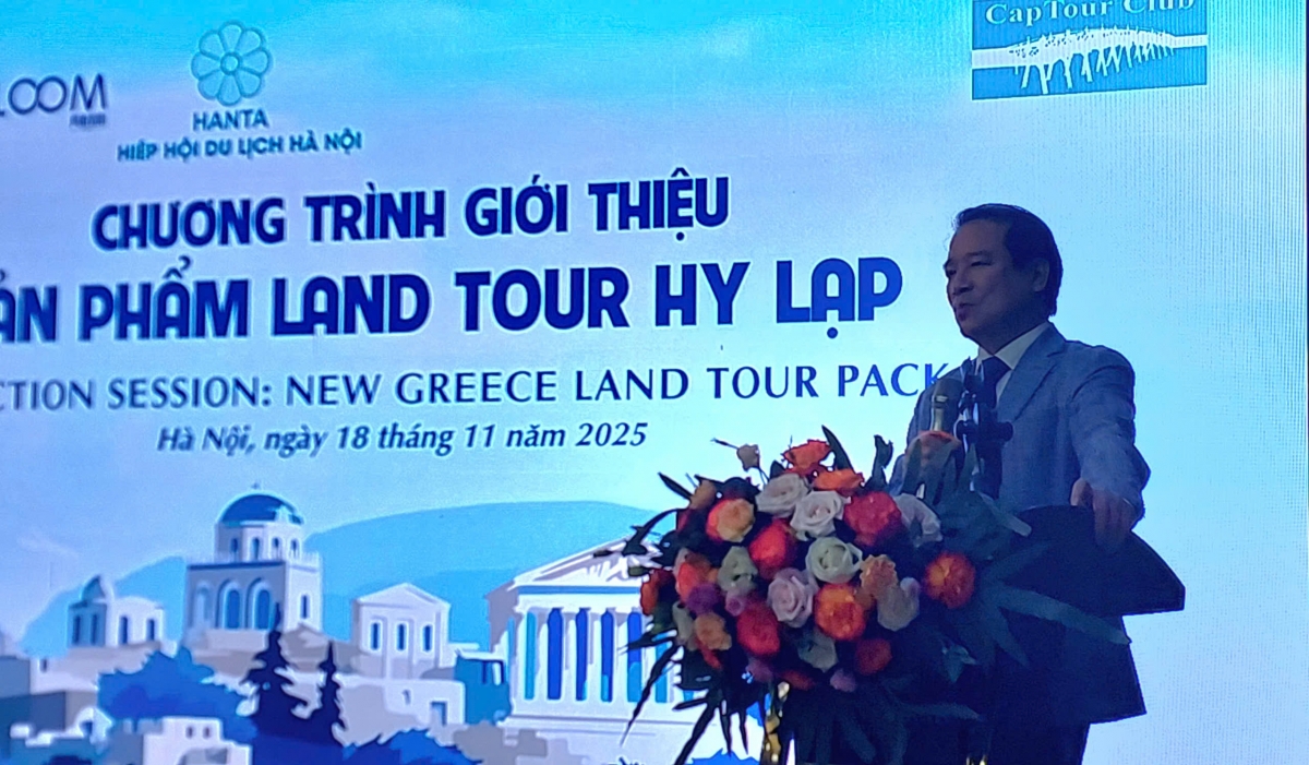 Ông Hà Văn Siêu, Phó Cục trưởng Cục Du lịch Quốc gia Việt Nam phát biểu tại chương trình