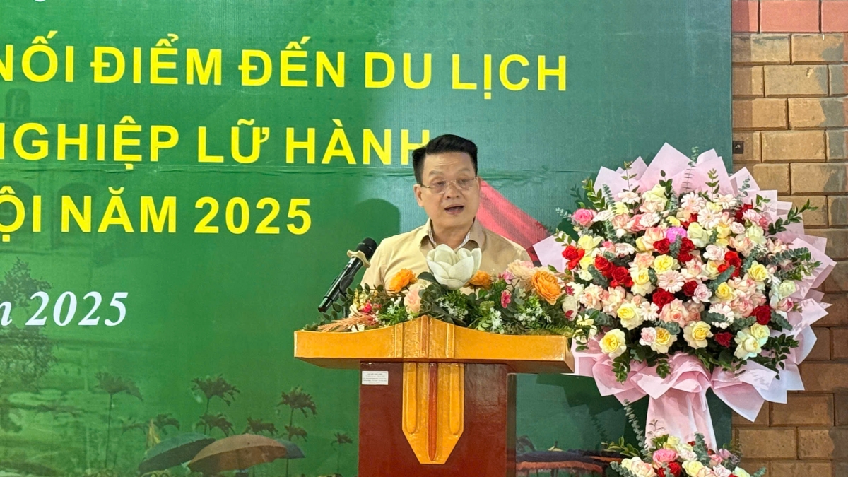 Ông Nguyễn Đình Quang – Phó Chủ tịch UBND xã Phù Đổng phát biểu tại Hội nghị