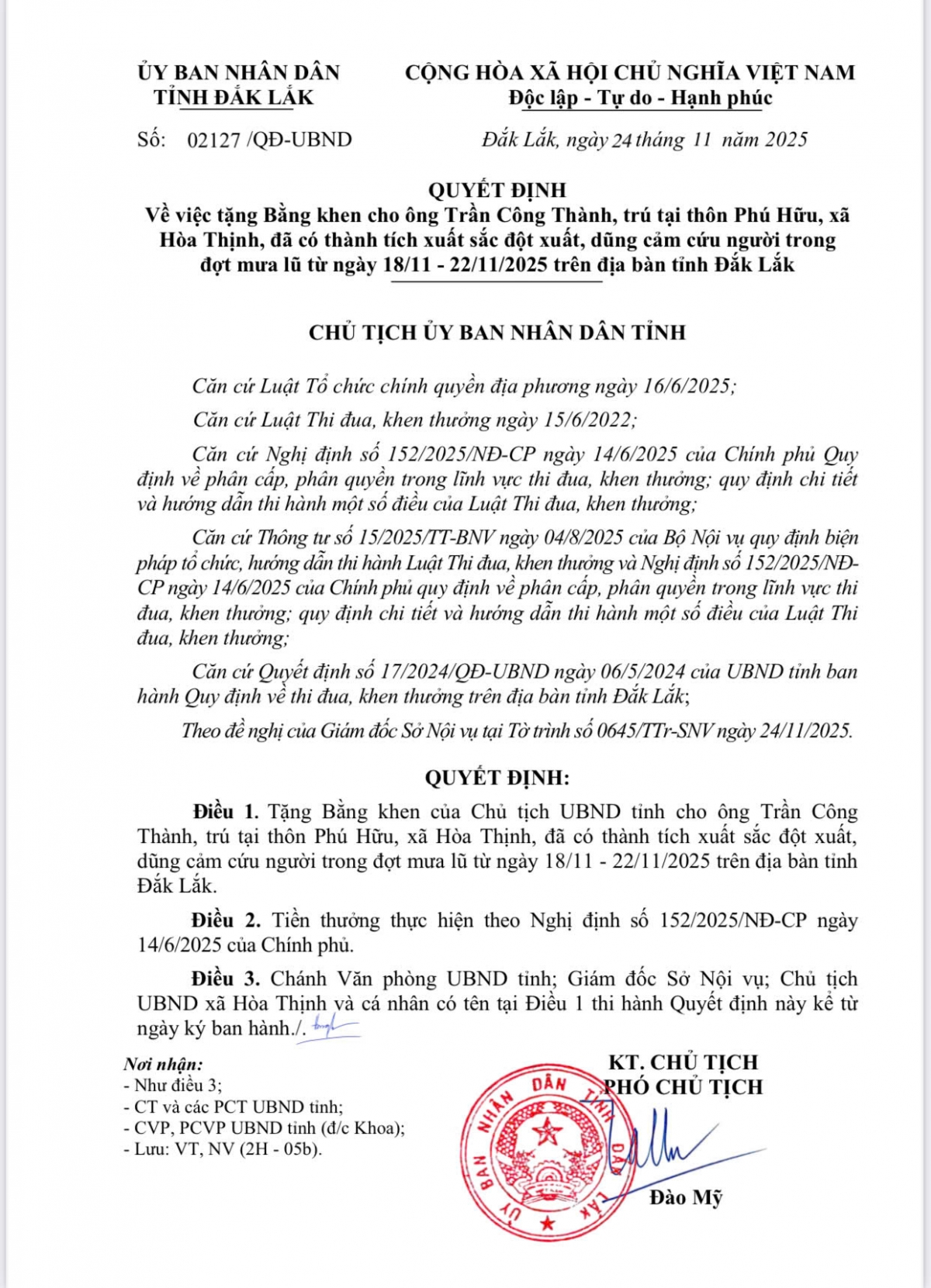 Quyết định tặng bằng khen của UBND tỉnh Đắk Lắk.