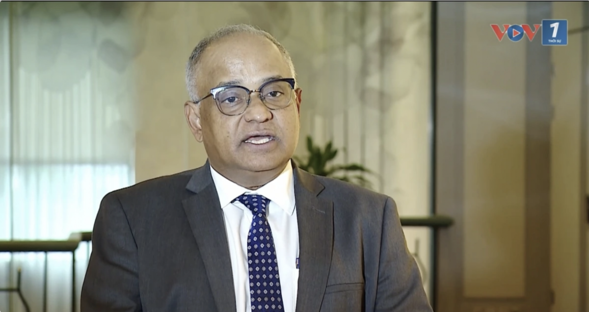 Giám đốc Ngân hàng phát triển châu Á tại Việt Nam: Việt Nam cần tạo động lực tăng trưởng mới từ đầu tư công và khu vực tư nhân