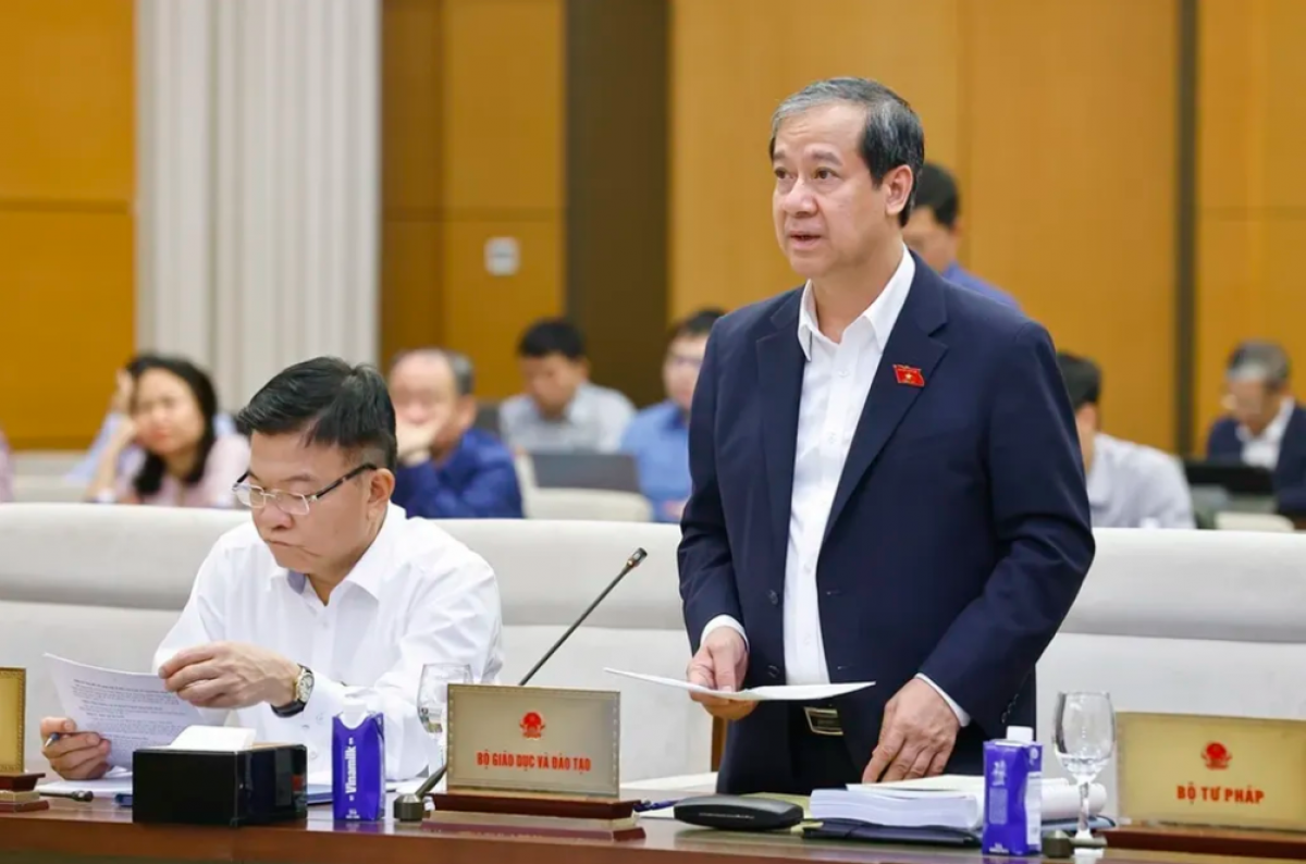 Bộ trưởng Bộ Giáo dục và Đào tạo Nguyễn Kim Sơn phát biểu.