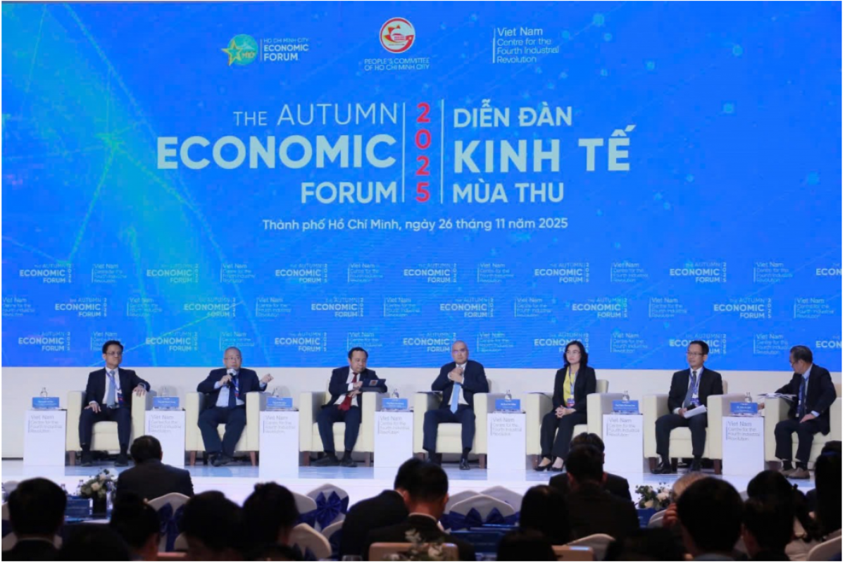 Phiên đối thoại trao đổi sâu rộng, thực chất về thực trạng và các giải pháp đột phá cho phát triển số hóa, cũng như mục tiêu quốc gia trong chuyển đổi xanh.