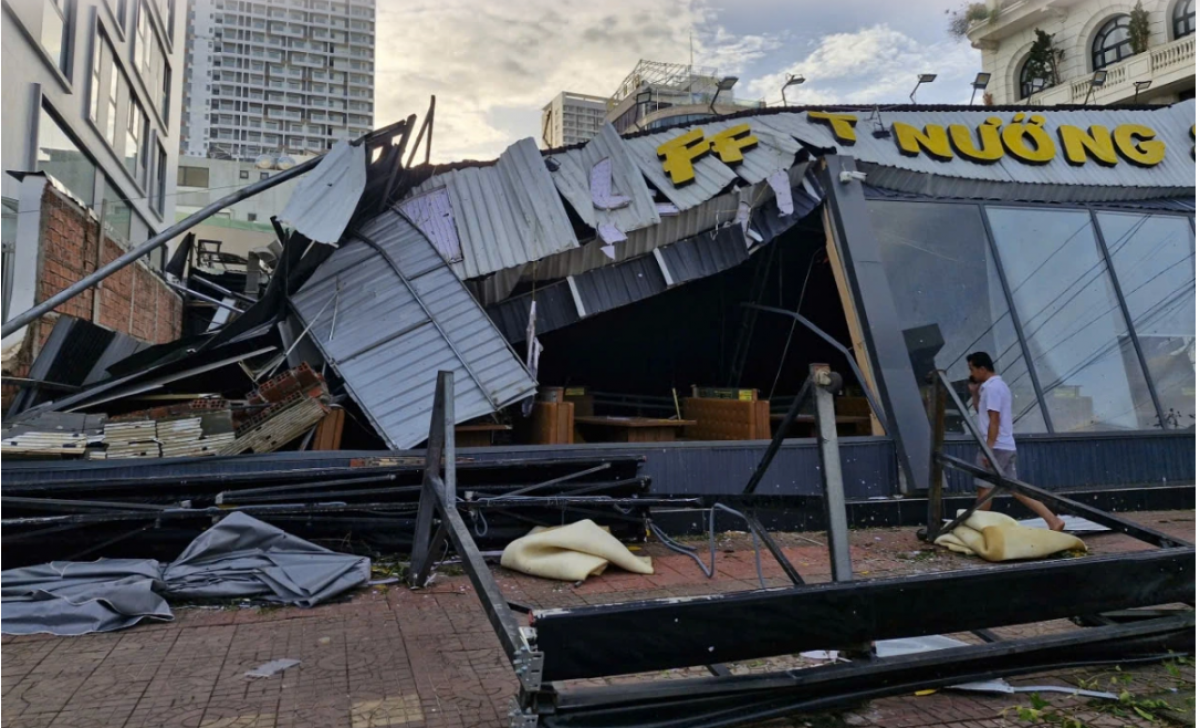 Bão số 13 làm cho nhiều nhà cửa, công trình của người dân tỉnh Gia Lai bị hư hỏng. (ảnh: Nguyễn Thảo)