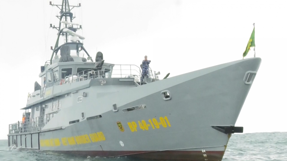 Tàu Hải đoàn 48 ra khơi thực hiện nhiệm vụ